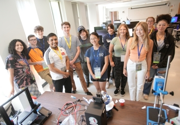 Photo of students at a 3D Bioprinting summer workshop